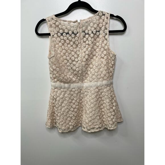 Banana‎ Republic Embroidered Floral Round Neck Peplum Top Cream Women's Size 0 - Picture 2 of 8